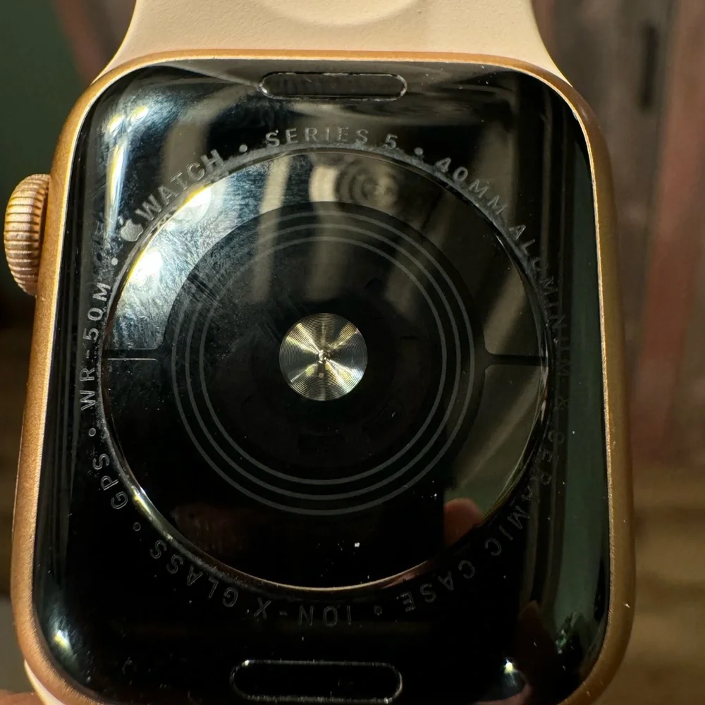 Apple Watch Series 5 w/ 3 extra braided bands and dual charger